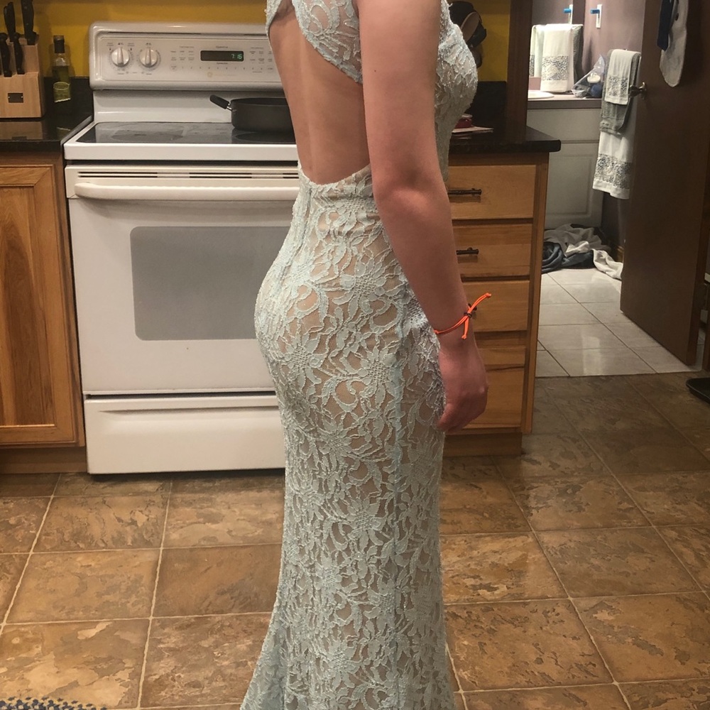 Prom/Pageant Gown - Picture 6 of 6